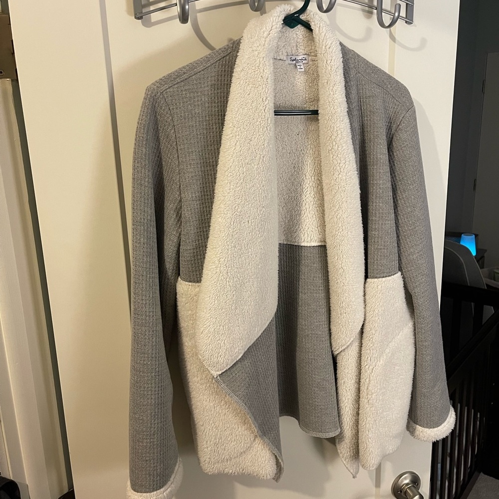 Splendid Sweater - Picture 2 of 3